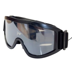 Elektroniczny symulator mgły do szkolenia kierowców i służb specjalnych. Sterowanie zmysłem wzroku za pomocą smartfona lub pilot